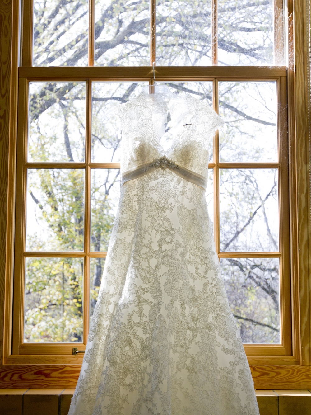Ivory Allure Bridals C155 - Picture 3 of 12